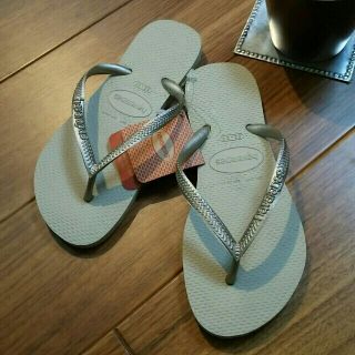 ハワイアナス(havaianas)の新品！未使用 ☆havaianas☆ ビーチサンダル(ビーチサンダル)