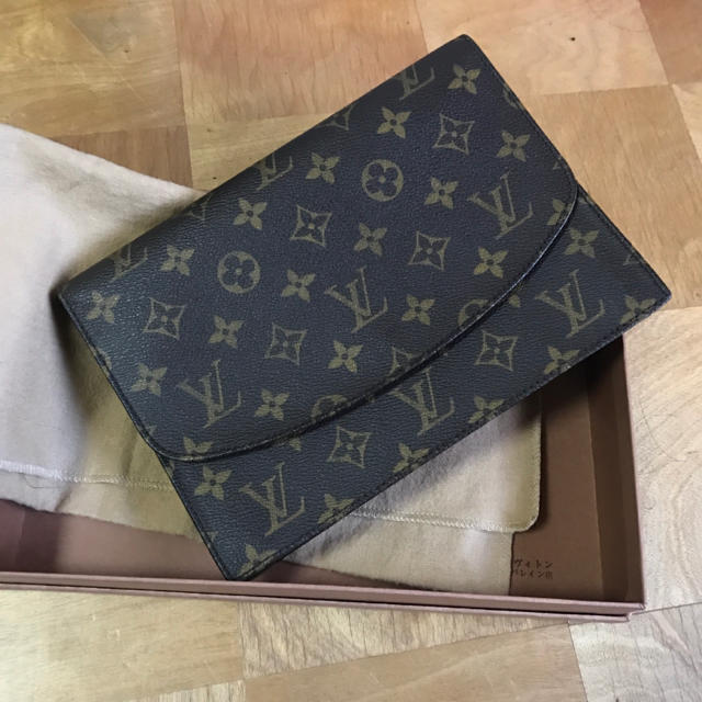 LOUIS VUITTON(ルイヴィトン)の♡ヴィトン♡ ポシェットラバ23♡ レディースのバッグ(クラッチバッグ)の商品写真