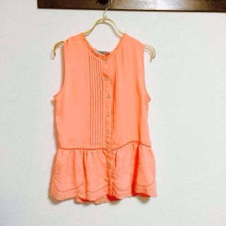 フォーエバートゥエンティーワン(FOREVER 21)のf21♡トップス(シャツ/ブラウス(半袖/袖なし))