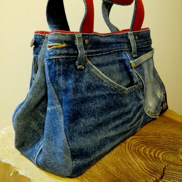 安いHOT デニムリメイクバッグの通販 by ♥Love♥'s shop|ラクマ 低価NEW