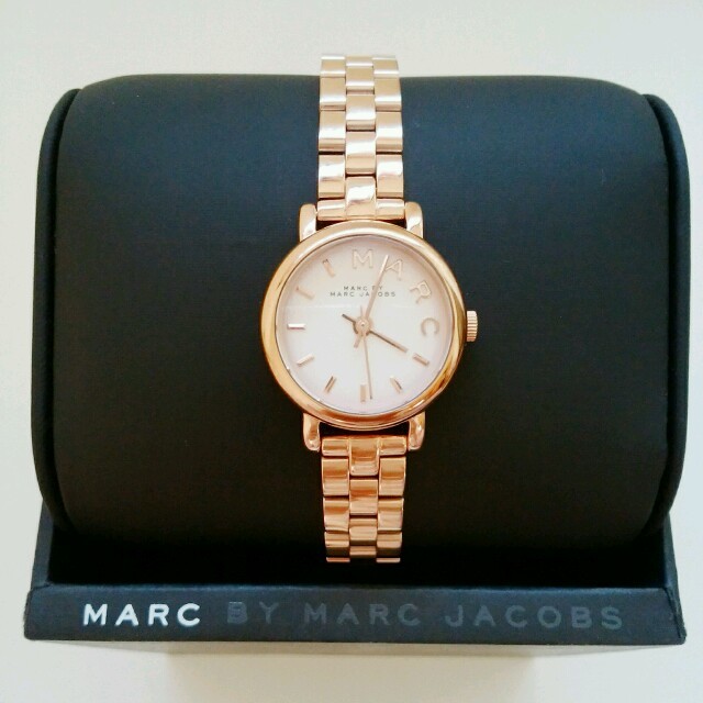 MARC BY MARC JACOBS(マークバイマークジェイコブス)のMARC BY MARC JACOBS
マークバイマークジェイコブス
時計 レディースのファッション小物(腕時計)の商品写真