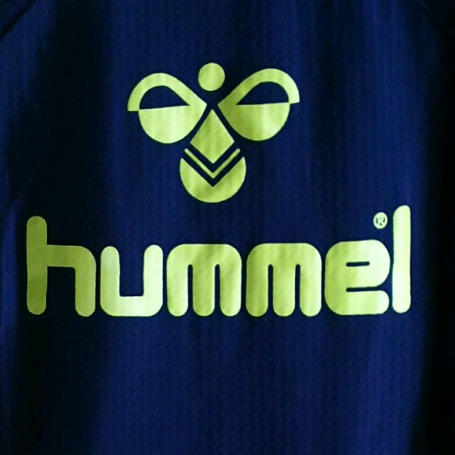 hummel(ヒュンメル)の超美品・水通しのみ
ヒュンメル
プラクティスシャツ
バックプリント
紺×黄 スポーツ/アウトドアのサッカー/フットサル(ウェア)の商品写真