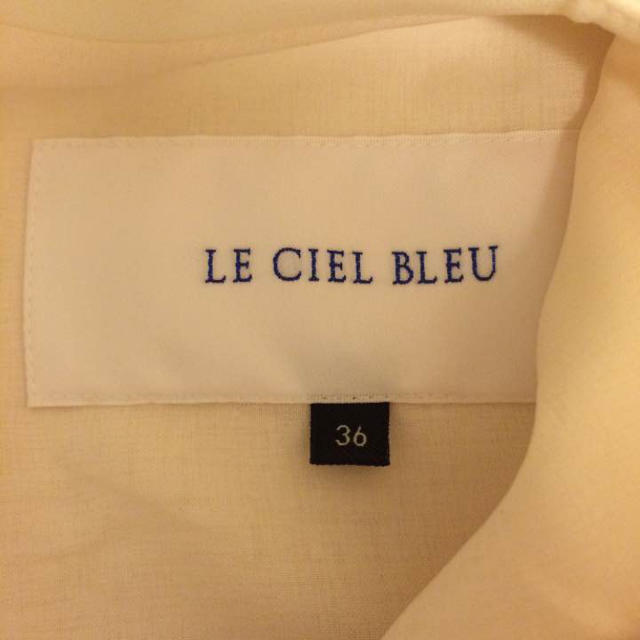 LE CIEL BLEU(ルシェルブルー)のルシェルブルー 袖フリル ワンピース レディースのワンピース(ひざ丈ワンピース)の商品写真