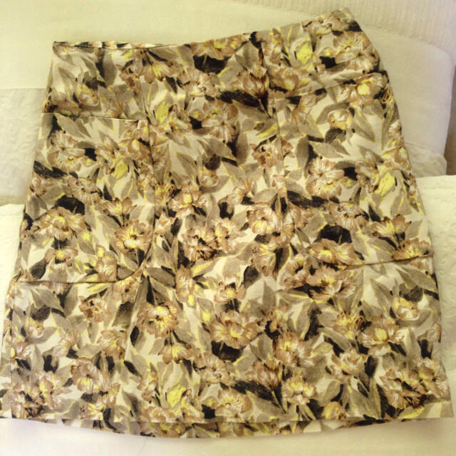 dholic(ディーホリック)の♥︎dholic 花柄ミニスカ♥︎ レディースのスカート(ミニスカート)の商品写真