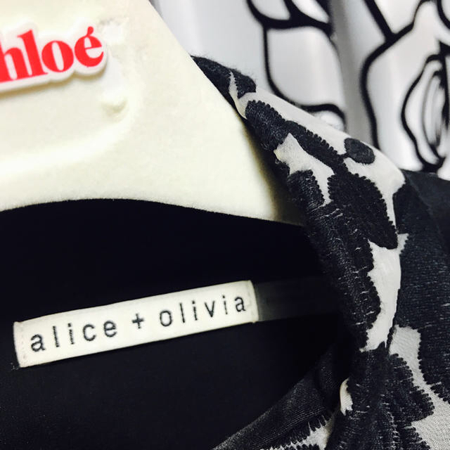 Alice+Olivia(アリスアンドオリビア)のmilkさん専用！アリスアンドオリビア ワンピース レディースのワンピース(ひざ丈ワンピース)の商品写真