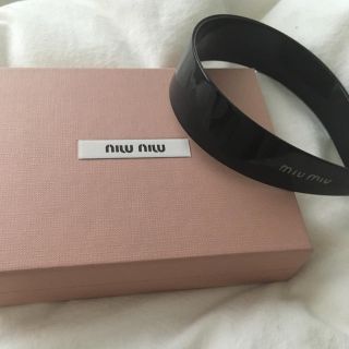 ミュウミュウ(miumiu)のmiu miu カチューシャ(カチューシャ)