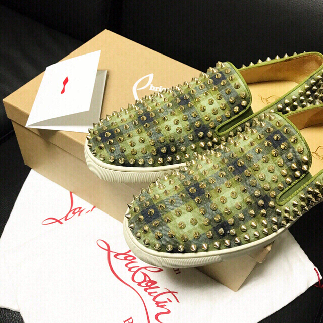 Christian Louboutin(クリスチャンルブタン)の【購入不可】※フジカズ様専用  クリスチャン ルブタン スリッポン スニーカー メンズの靴/シューズ(スニーカー)の商品写真