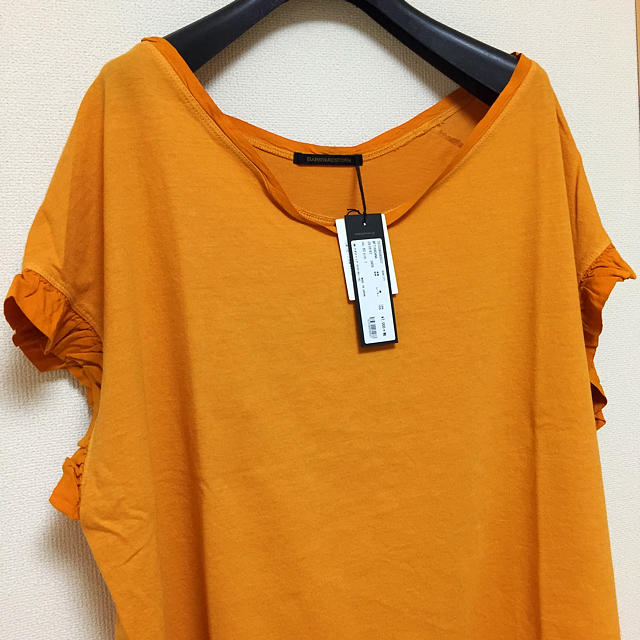 BARNYARDSTORM(バンヤードストーム)の新品未使用 BARNYARDSSTORM 袖フリルTシャツ レディースのトップス(Tシャツ(半袖/袖なし))の商品写真