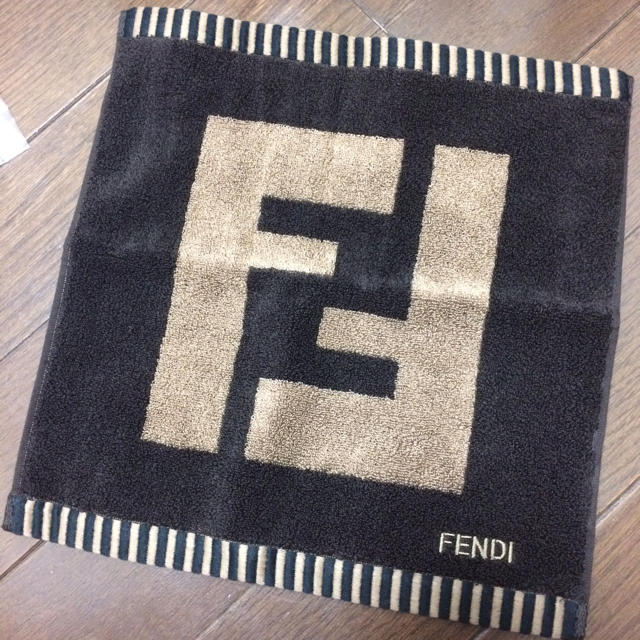 FENDI - フェンディ ハンドタオルセットの通販 by あおい shop｜フェンディならラクマ