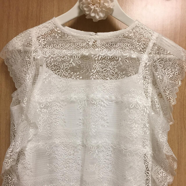 flower(フラワー)のruffle lace top レディースのトップス(カットソー(半袖/袖なし))の商品写真