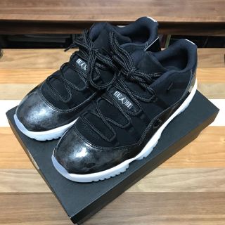 ナイキ(NIKE)のナイキ エアジョーダン 11  26.5(スニーカー)