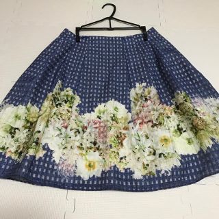 トッカ(TOCCA)の美品 TOCCA  花柄 スカート 2(ひざ丈スカート)