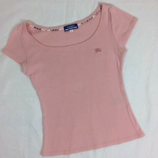 バーバリー(BURBERRY)の美品 BURBERRY BLUE LABEL 半袖クルーネックTシャツ ピンク(Tシャツ(半袖/袖なし))