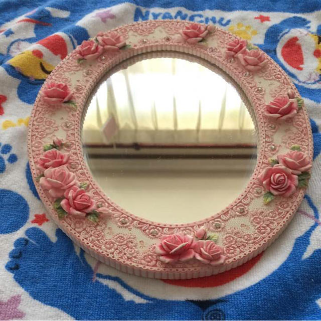 薔薇の鏡 インテリア/住まい/日用品のインテリア小物(壁掛けミラー)の商品写真