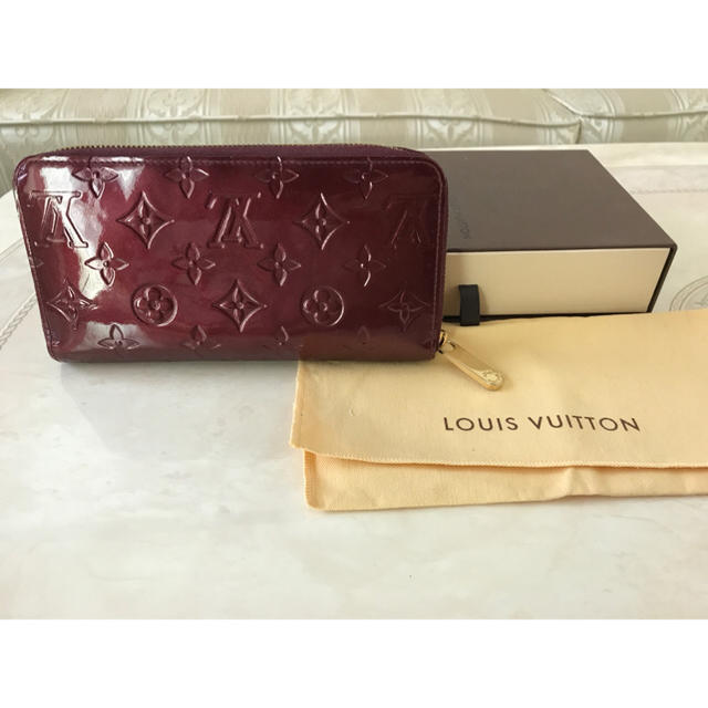 LOUIS VUITTON(ルイヴィトン)のLOUIS VUITTON 長財布 ヴェルニ レディースのファッション小物(財布)の商品写真