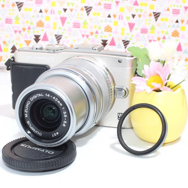 届いてすぐに✨自撮りも動画も✨OLYMPUS E-PL5 レンズキット 届いてすぐに✨自撮りも動画も✨OLYMPUS E-PL5 レンズキット