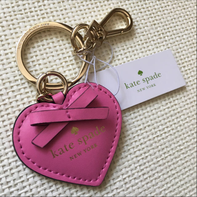 kate spade new york(ケイトスペードニューヨーク)のKate Spade♠︎キーホルダー リボン型 ピンク レディースのファッション小物(キーホルダー)の商品写真