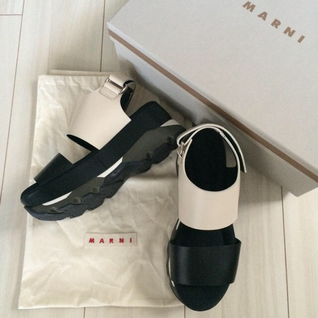 極美品！MARNI 2017SS マルニ サンダル 36 | フリマアプリ ラクマ