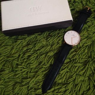 ダニエルウェリントン(Daniel Wellington)のダニエルウェリントン★36mm ブラック(腕時計)