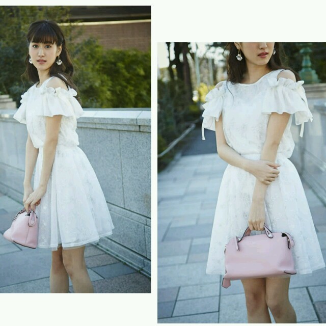 tocco(トッコ)の【新品タグつき】チョイ肩見せラメ糸レース高嶺の花ブラウス♡ホワイト♡tocco レディースのトップス(シャツ/ブラウス(半袖/袖なし))の商品写真