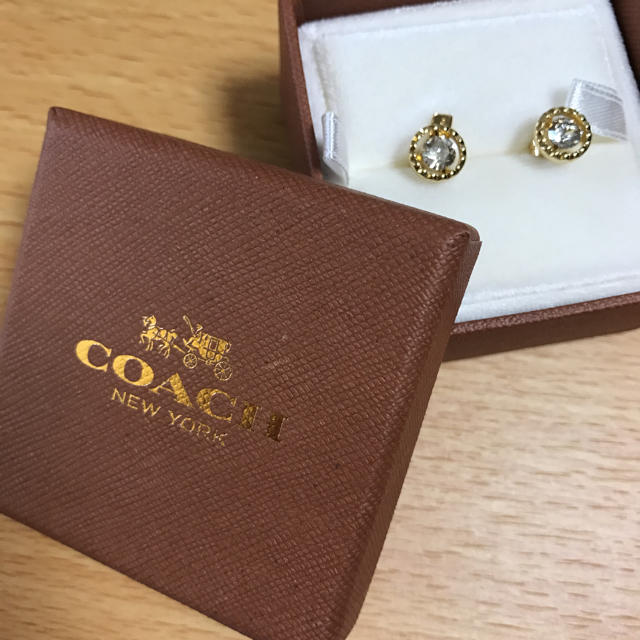 COACH(コーチ)のcoach ピアス レディースのアクセサリー(ピアス)の商品写真