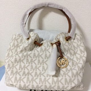 マイケルコース(Michael Kors)のマイケルコースコース ハンドバッグ(ハンドバッグ)