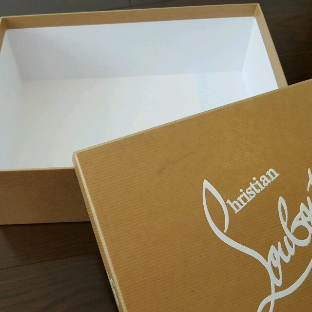 Christian Louboutin(クリスチャンルブタン)のクリスチャン・ルブタン♡空箱 レディースのバッグ(ショップ袋)の商品写真
