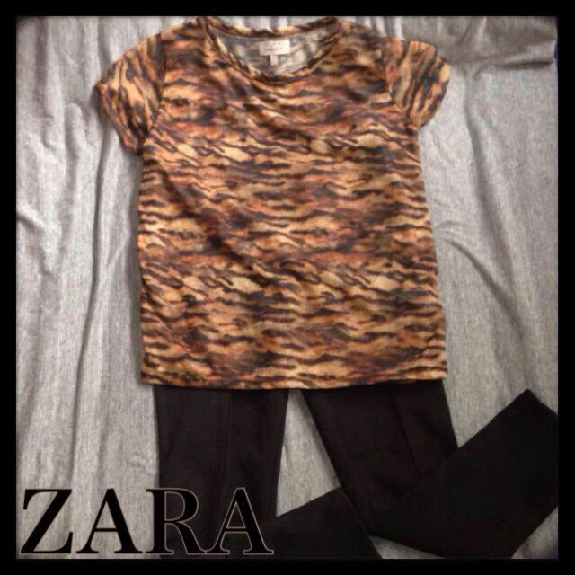 ZARA(ザラ)のZARA ヒョウ柄Tシャツ レディースのトップス(Tシャツ(半袖/袖なし))の商品写真