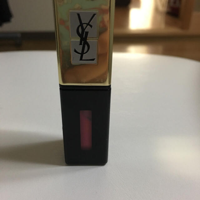 Yves Saint Laurent Beaute(イヴサンローランボーテ)のイヴ サンローラン リキッドルージュ コスメ/美容のベースメイク/化粧品(口紅)の商品写真