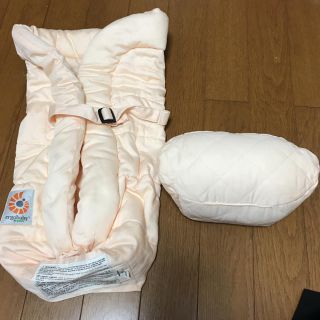 エルゴベビー(Ergobaby)のエルゴベビー インサート オーガニック(抱っこひも/おんぶひも)