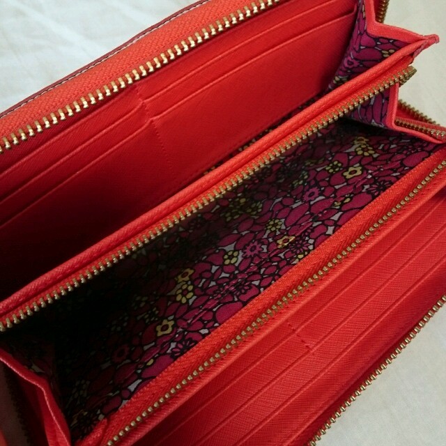 ANNA SUI(アナスイ)のアナスイ ラウンドファスナー長財布 レディースのファッション小物(財布)の商品写真