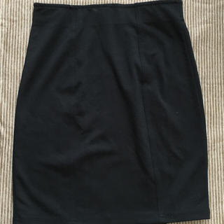 ジーユー(GU)のGU  黒のタイトスカート(ミニスカート)