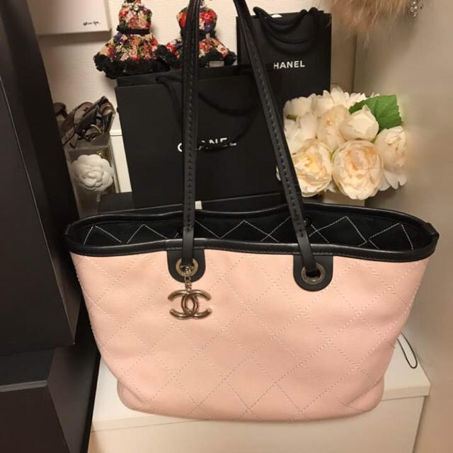 CHANEL(シャネル)の売り切れました！shoppaholic様専用  CHANEL  ショルダーバッグ レディースのバッグ(ショルダーバッグ)の商品写真