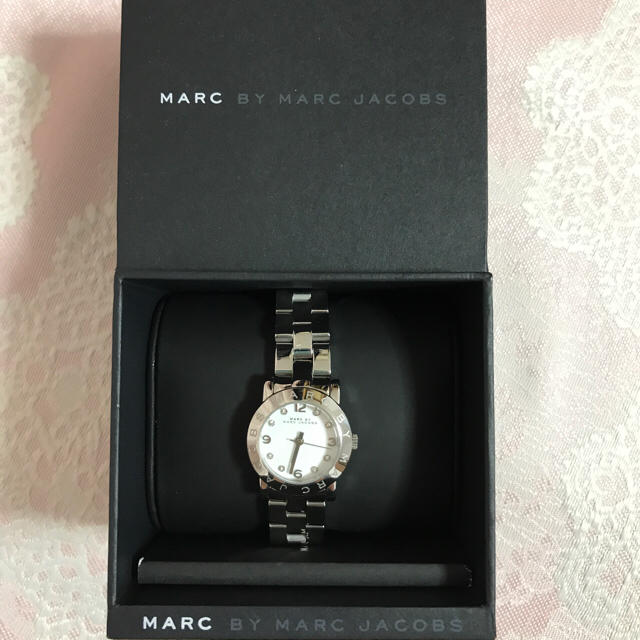 腕時計 MARC BY MARC JACOBS