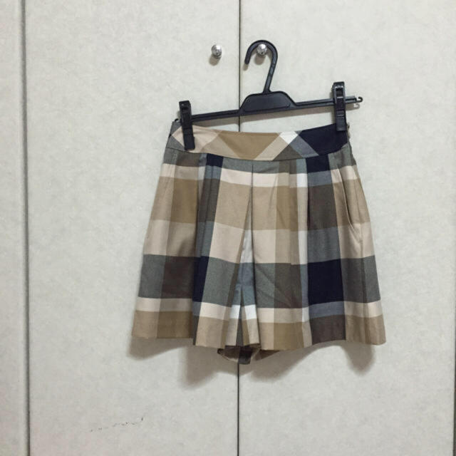 BURBERRY(バーバリー)の今日までブルーレーベル クレストブリッジ キュロット34 レディースのパンツ(キュロット)の商品写真