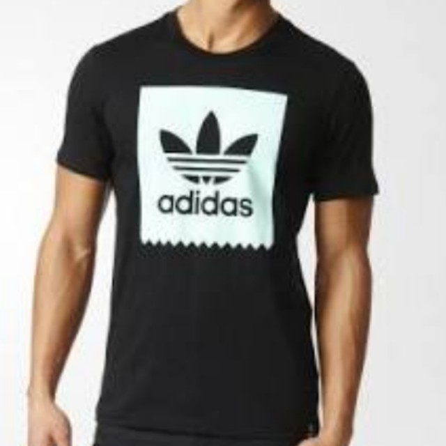 adidas(アディダス)の新品未使用タグ付き アディダス オリジナルス
スケートボーディング Tシャツ Ｓ メンズのトップス(Tシャツ/カットソー(半袖/袖なし))の商品写真