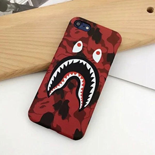 A BATHING APE - 光る！？iPhone7 カバーの通販 by Coco..'s shop｜アベイシングエイプならラクマ