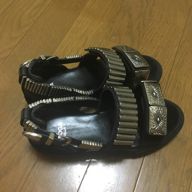 TOGA(トーガ)のTOGA PULLA メタルスニーカーサンダル 36 ブラック レディースの靴/シューズ(サンダル)の商品写真
