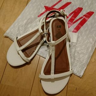 エイチアンドエム(H&M)の★新品未使用★H&M フラットサンダル 36(サンダル)