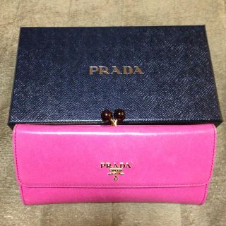 プラダ(PRADA)のPRADA＊がま口財布(財布)