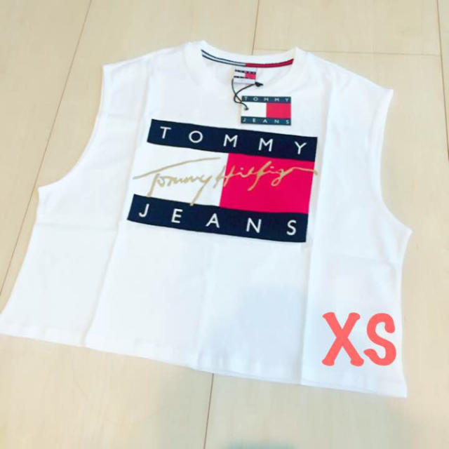 TOMMY HILFIGER(トミーヒルフィガー)の新品未使用 tommy jeans 90s ロゴタンクトップ 白XS レディースのトップス(タンクトップ)の商品写真