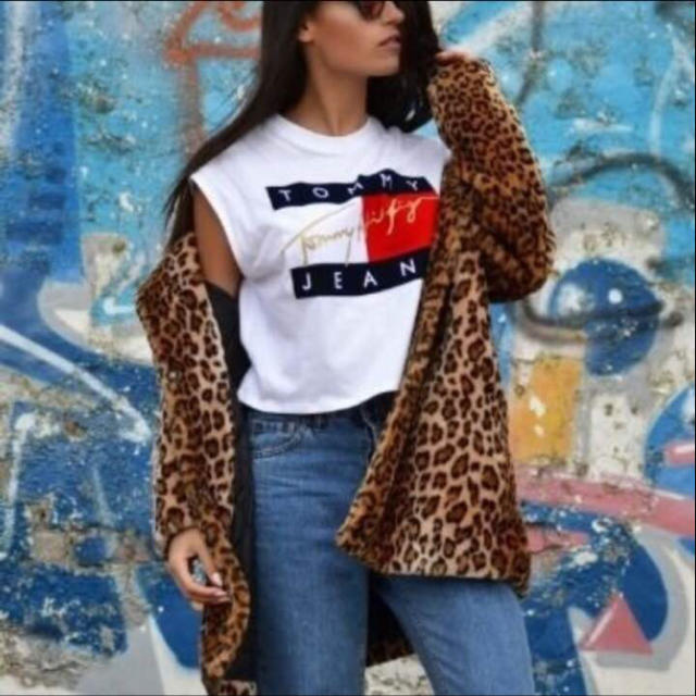 TOMMY HILFIGER(トミーヒルフィガー)の新品未使用 tommy jeans 90s ロゴタンクトップ 白XS レディースのトップス(タンクトップ)の商品写真