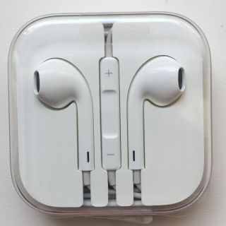 アップル(Apple)の新品・未開封♡Apple iPhone イヤホン 純正品 正規品(ヘッドフォン/イヤフォン)
