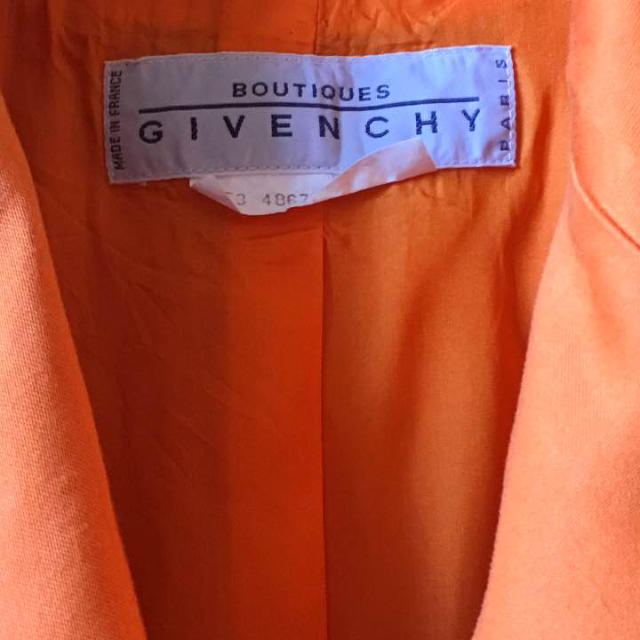 GIVENCHY(ジバンシィ)のジバンシー オレンジジャケット レディースのジャケット/アウター(テーラードジャケット)の商品写真