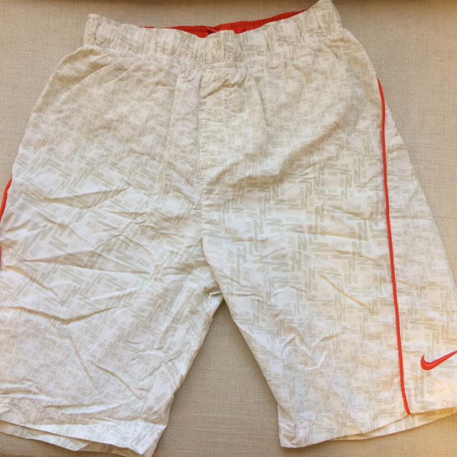 NIKE(ナイキ)の【SALE】水着セット150センチ キッズ/ベビー/マタニティのキッズ服男の子用(90cm~)(水着)の商品写真