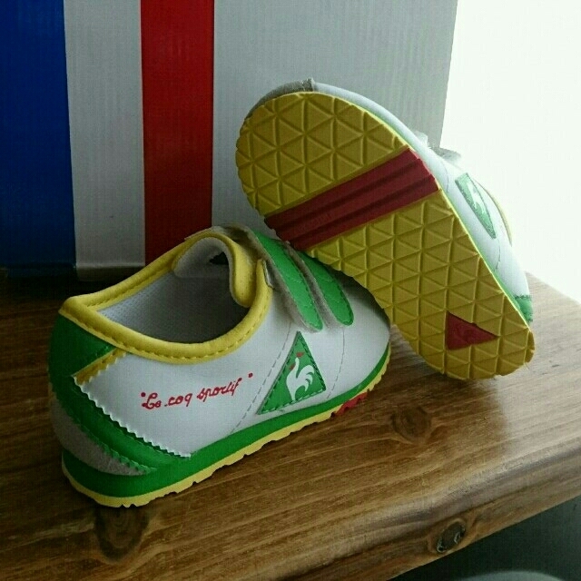 le coq sportif(ルコックスポルティフ)の未使用 le coq sportif  ベビースニーカー キッズ/ベビー/マタニティのベビー靴/シューズ(~14cm)(スニーカー)の商品写真