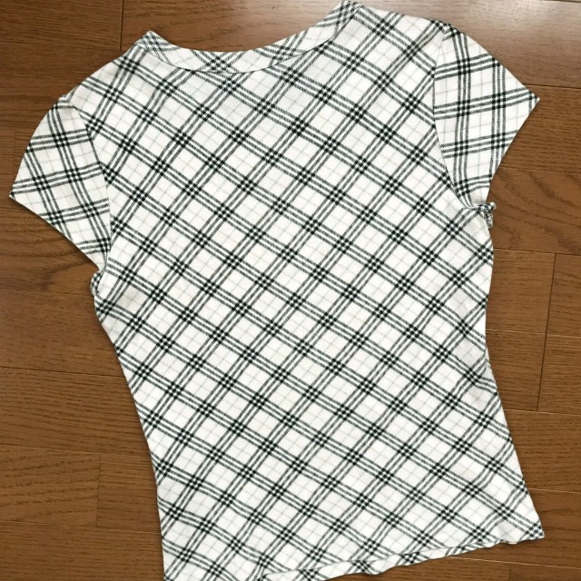 BURBERRY(バーバリー)の美品 BURBERRY BLUE LABEL 半袖クルーネックTシャツ ホワイト レディースのトップス(Tシャツ(半袖/袖なし))の商品写真