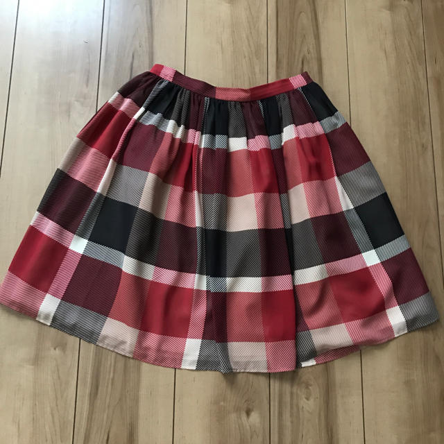 BURBERRY(バーバリー)のブルーレーベルクレストブリッジチェック柄スカート レディースのスカート(ひざ丈スカート)の商品写真