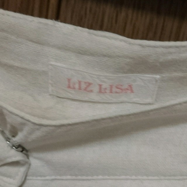 LIZ LISA(リズリサ)のホワイト ショートパンツ レディースのパンツ(ショートパンツ)の商品写真