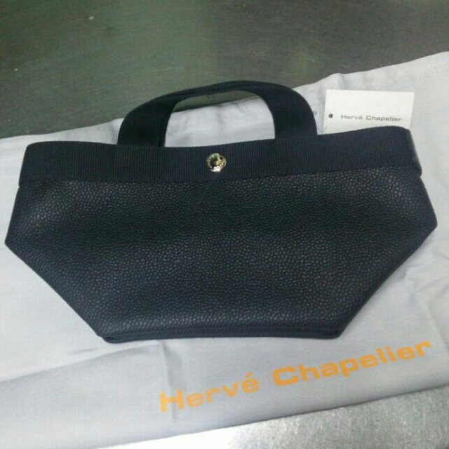 Herve Chapelier(エルベシャプリエ)のエルベシャプリエHerve Chapelier701GP Black Black レディースのバッグ(トートバッグ)の商品写真